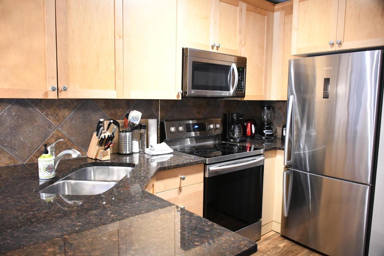 Renovated Chalet At Mystic Springs, Mountain Views, Pets Welcome! Canmore Exterior photo